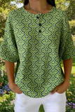 Chemise décontractée en coton gaufré imprimé motif artistique géométrique ondulé vert rétro pour femme RSHW3306